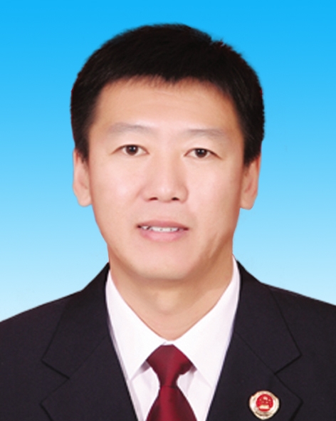 孙岩  